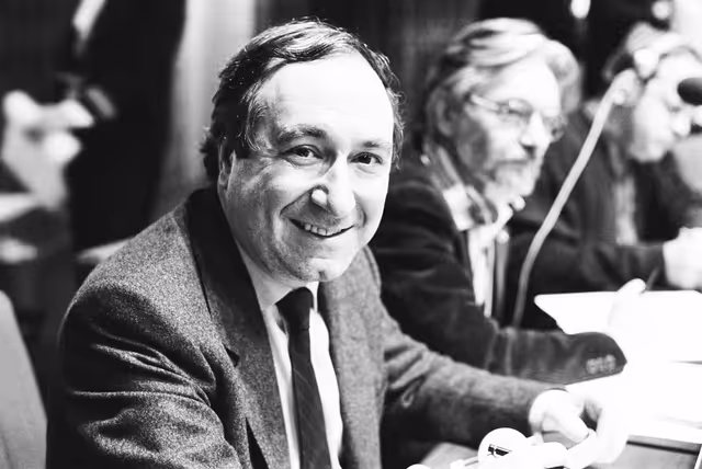Снимка 35: MEP Molet BANDRES during a session in Strasbourg in January 1981.