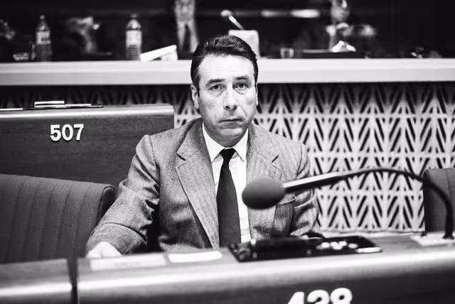 Снимка 14: MEP Domenec ROMERA I ALCAZAR during a session in Strasbourg in January 1986.