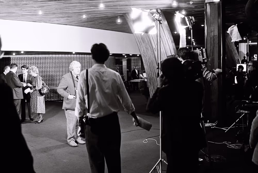 Peter USTINOV during the video production of ' Our Europe ' in Strasbourg.This documentary aimed at presenting the European Institutions was produced by Skippon Video Associates for the UK Office of the European Parliament.