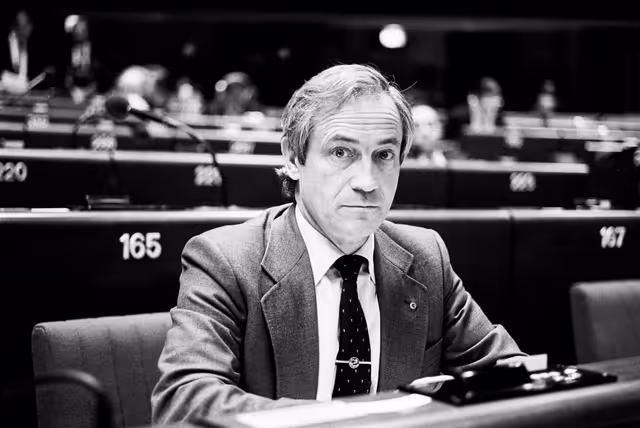 MEP Jose Maria ALVAREZ DE EULATE PENARANDA during a session in Strasbourg in January 1986.