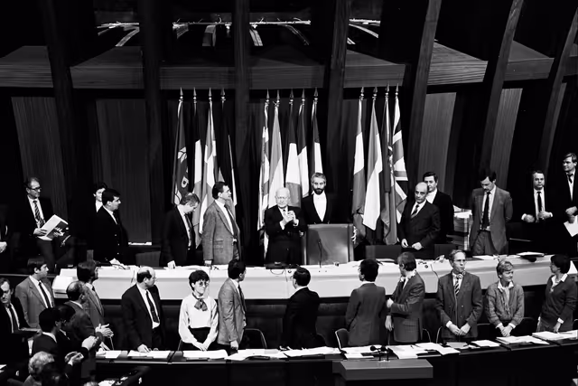 Nuotrauka 7: Welcome ceremony to Spain and Portugal into the EEC