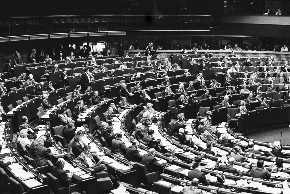 Speaking of President PLUMB in plenary session