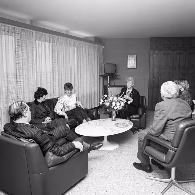 Suriet 16: Lord PLUMB - EP President meets with guests at the European Parliament in Strasbourg in February1987