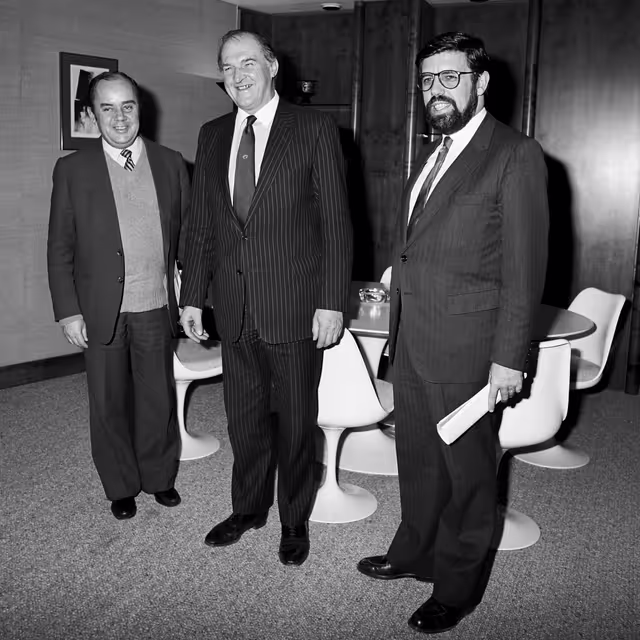 Suriet 7: Lord PLUMB - EP President meets with guest at the European Parliament in Strasbourg in February 1987