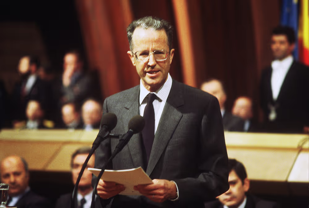 Official visit by the King Baudouin of Belgium to the EP in Strasbourg on April 8, 1987