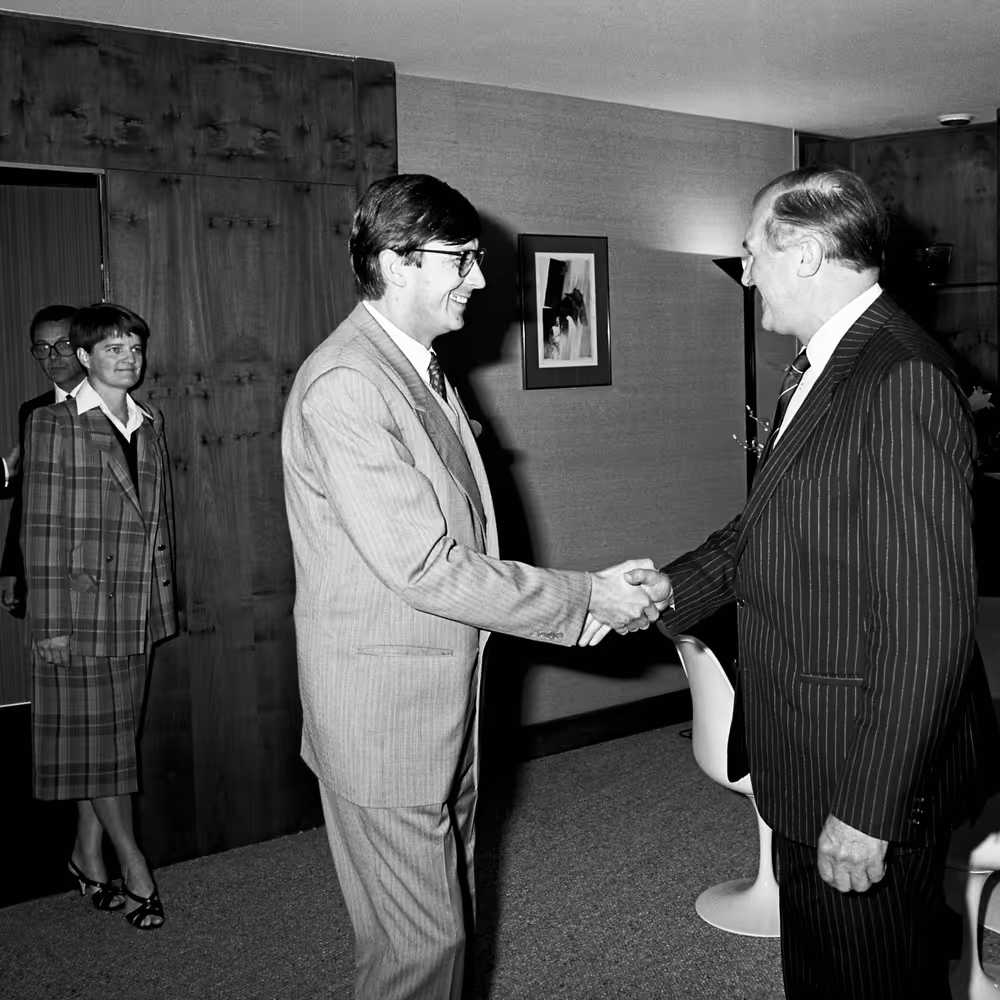 The Lord PLUMB meets  Bernard BOSSON