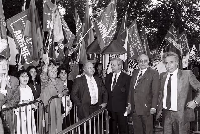 Foto 30: Demonstration for the recognition of the Armenian genocide in Strasbourg on June 1987.