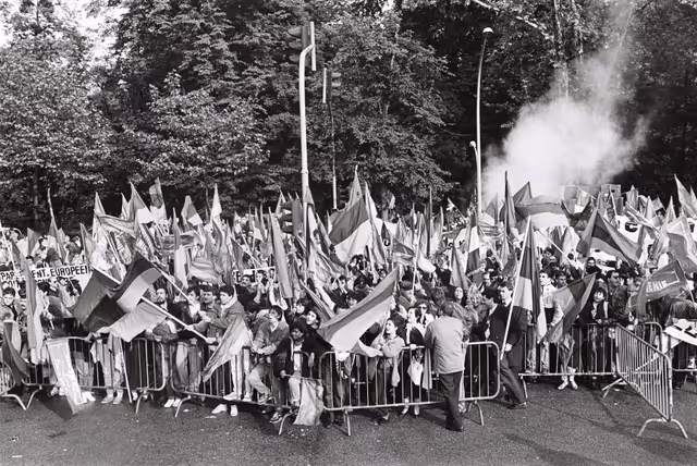 Foto 31: Demonstration for the recognition of the Armenian genocide in Strasbourg on June 1987.