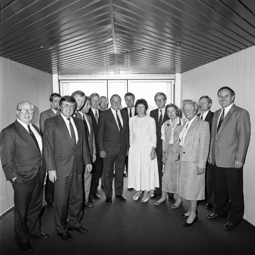 The Lord PLUMB, Hans Gert POETTERING meets German visitors