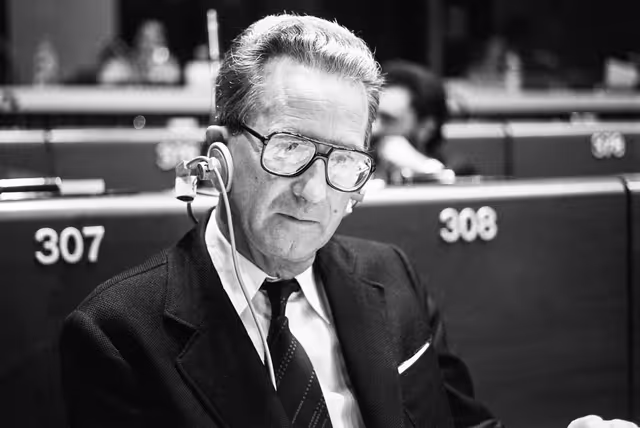 Carlos ABOIM INGLEZ in the hemicycle at the European Parliament in Strasbourg