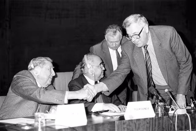 Fotografija 3: Joint press conference  with a Russian delegation visiting the European Parliament in Strasbourg.