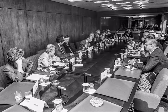 Fotografija 11: Meeting at the EP in Strasbourg with the members of the Russian delegation