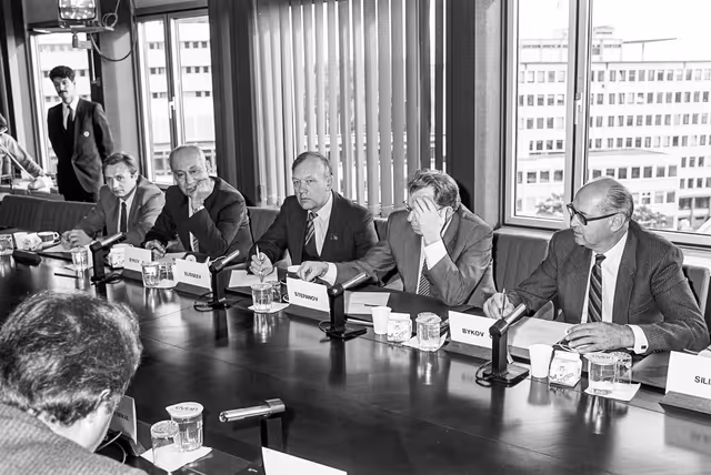 Fotografija 12: Meeting at the EP in Strasbourg with the members of the Russian delegation