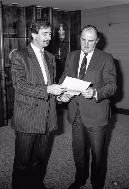 Foto 22: The Lord PLUMB, EP President meets with guests at the European Parliament in Strasbourg