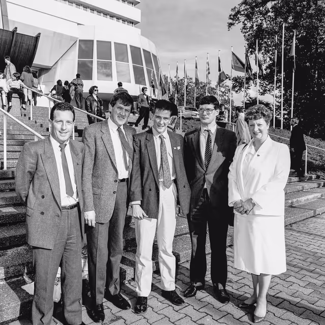 Foto 17: Mep David MARTIN meets with guests at the EP in Strasbourg