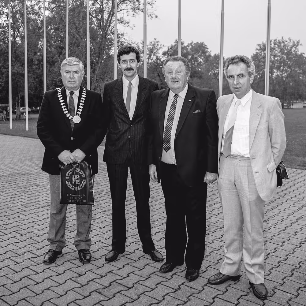 MEP Mark KILLILEA  meets with guests at the EP in Strasbourg