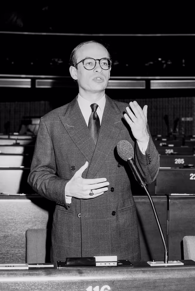 The MEP Gijs de VRIES in Strasbourg in February 1998.