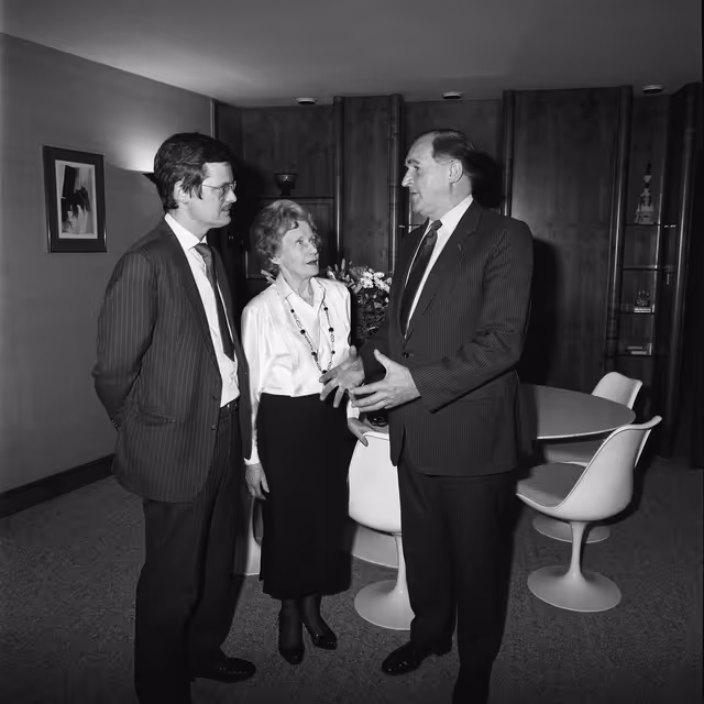 Fotografija 7: EP President meets with MEP Barbara CASTLE