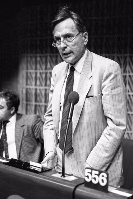 Fotografia 3: MEP Jean Claude PASTY during a session in Strasbourg on May 1988.