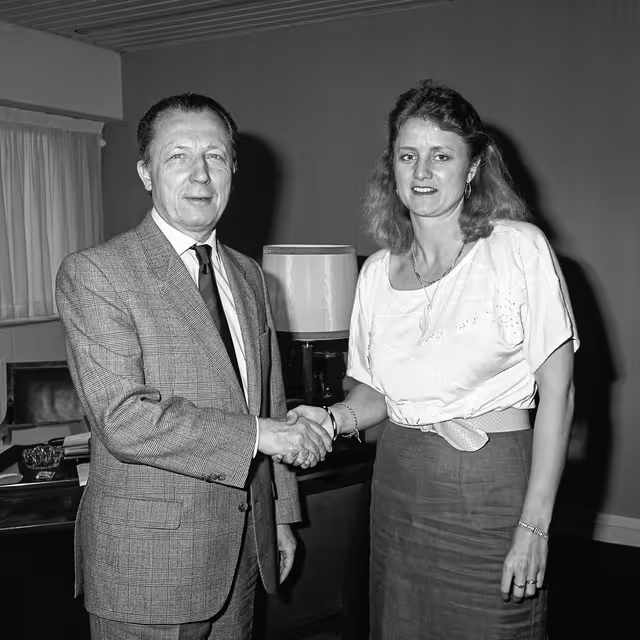 Fotagrafa 2: MEP Carole TONGUE meets with Jacques DELORS - EC President