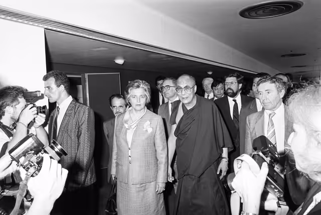 Suriet 5: Visit of the Dalai Lama at the European Parliament in Strasbourg. Press Conference