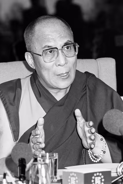 Suriet 7: Visit of the Dalai Lama at the European Parliament in Strasbourg. Press Conference