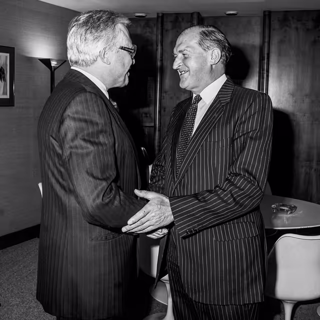 Fotografie 2: Lord Henry PLUMB - EP President meets with Hans-Jochen VOGEL