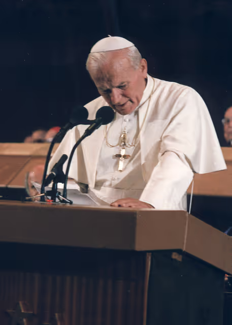 Fotografie 3: Pope John Paul II makes an official visit to the EP in Strasbourg