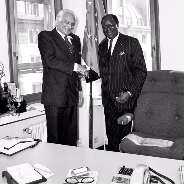 Foto 2: MEP Marco PANNELLA meets with ACP President