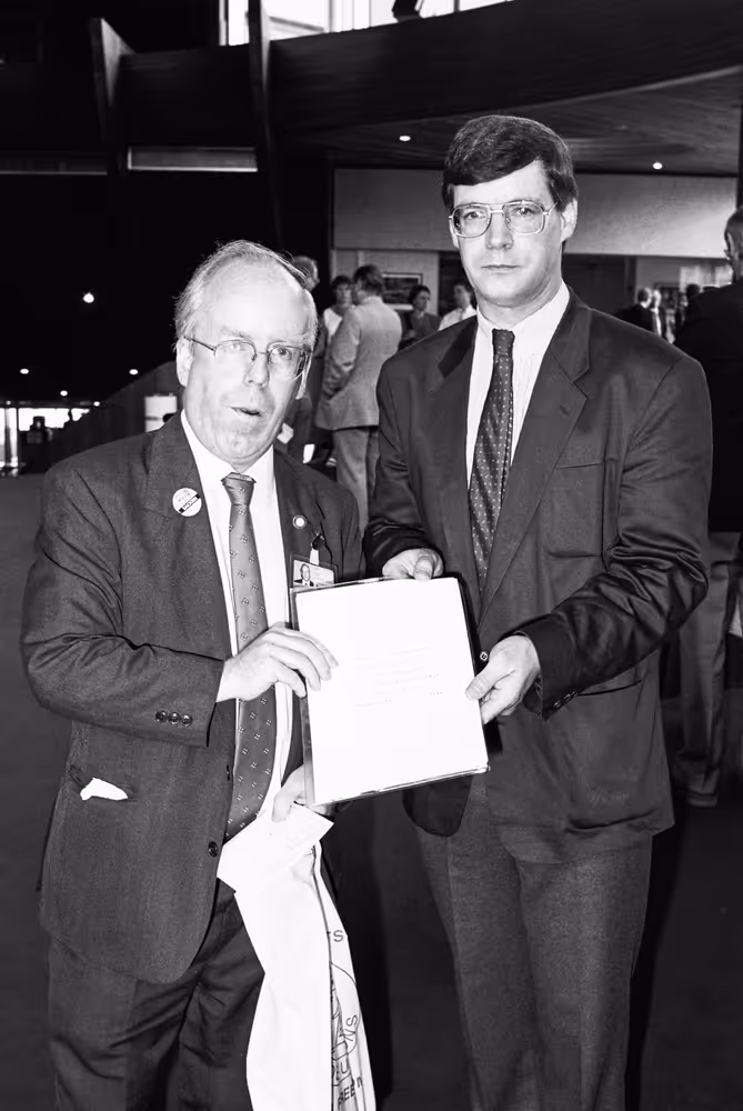British GCHQ trade unionists  bring a petition to the EP
