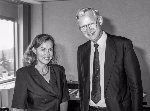 Fotogrāfija 2: MEP Anne Caroline McINTOSH meets with Frans ANDRIESSEN, European Commissioner for External Relations and Trade