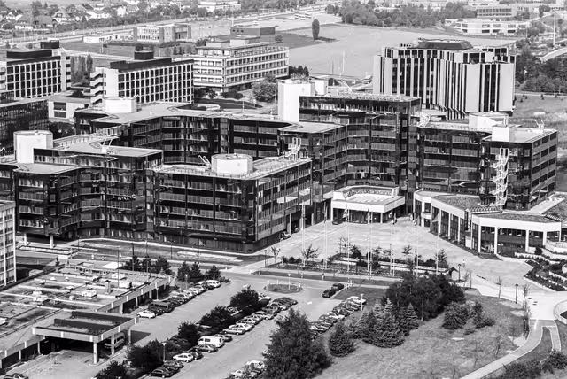 Fotografie 5: BAK building on the Kirchberg Plateau in Luxembourg - European Parliament ( EP ), Konrad Adenauer building