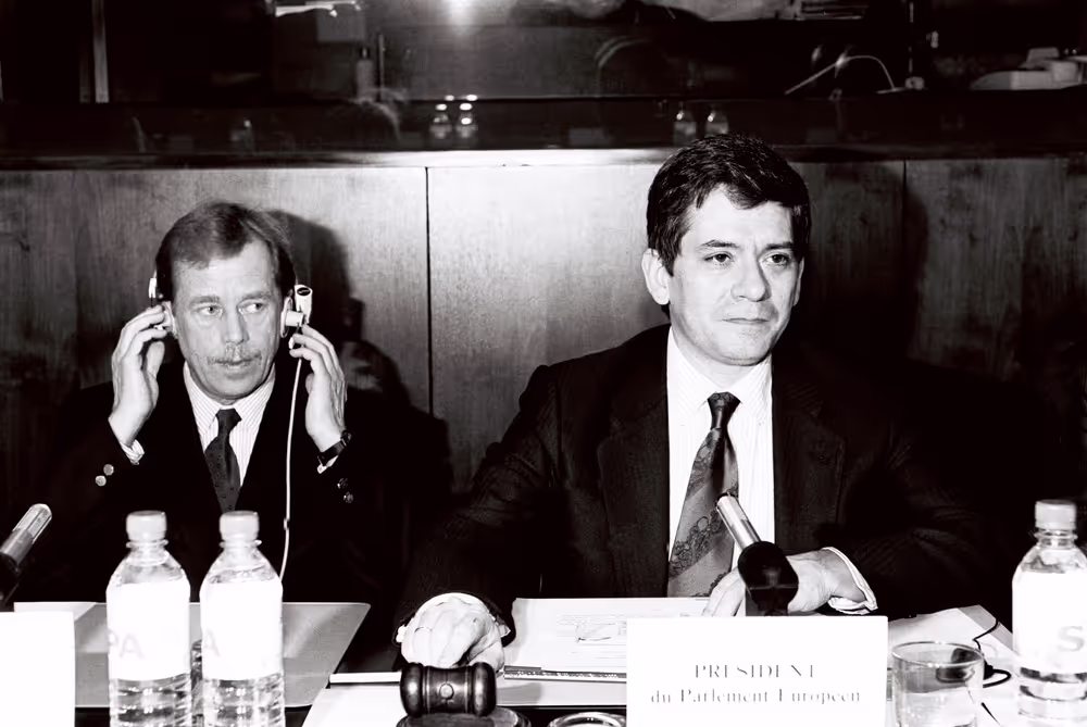 Vaclav HAVEL, President of Czechoslovakia, makes a visit to the EP in Brussels