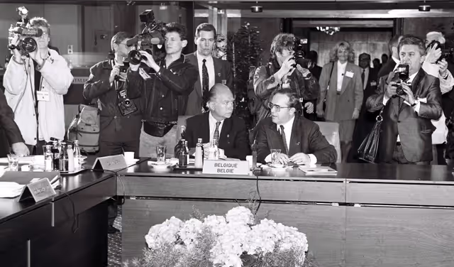 Fotó 29: European Council meeting in Luxembourg on April 8, 1991.