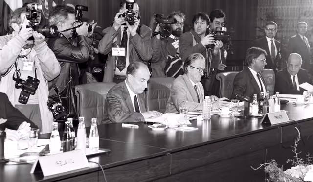 Fotó 25: European Council meeting in Luxembourg on April 8, 1991.