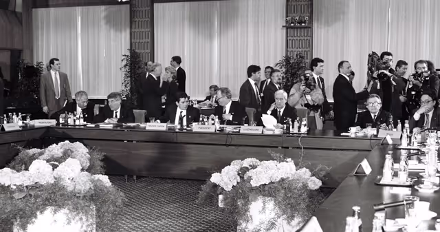 Fotó 26: European Council meeting in Luxembourg on April 8, 1991.