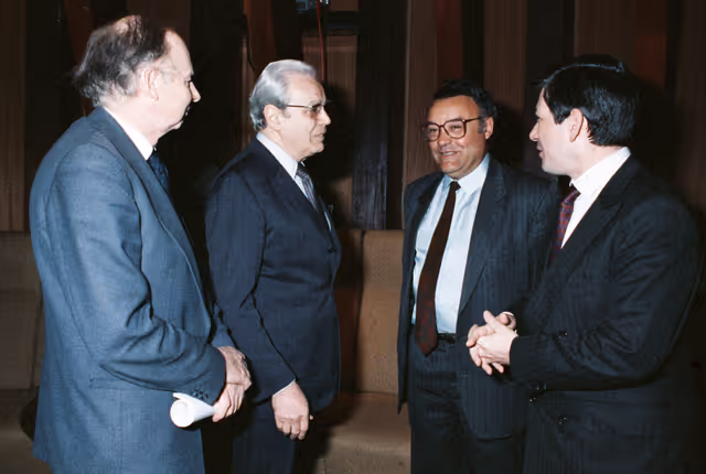 Fotó 49: Javier PEREZ DE CUELLAR, Secretary-General of the United Nations visits the European Parliament