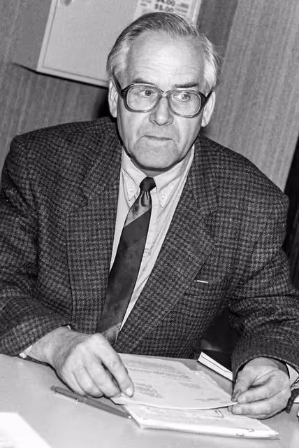 Foto 49: Walter ROMBERG in a meeting at the EP in Strasbourg.