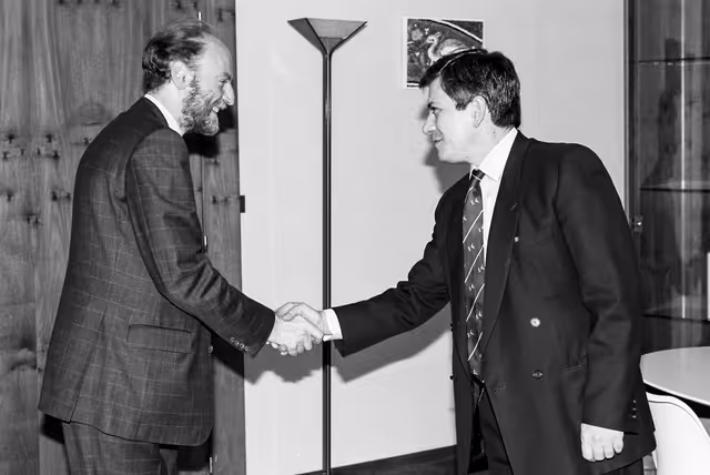 Foto 28: The EP President meets with MEP Francis WURTZ