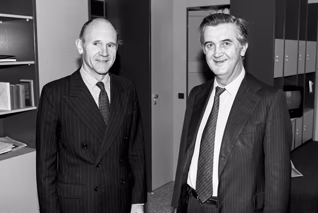 Foto 10: Christopher PROUT meets with the UK Minister for Europe at the EP in Strasbourg in October 1991