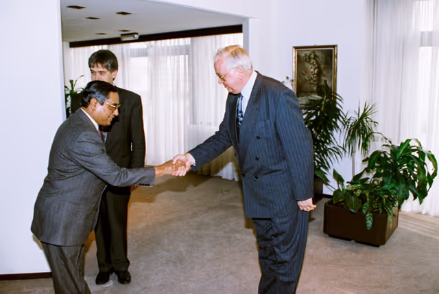 Fotografie 24: Egon KLEPSCH - EP President meets with S.E. A.K.M. KAMALUDDIN CHOUDHURY Bangladesh Ambassador