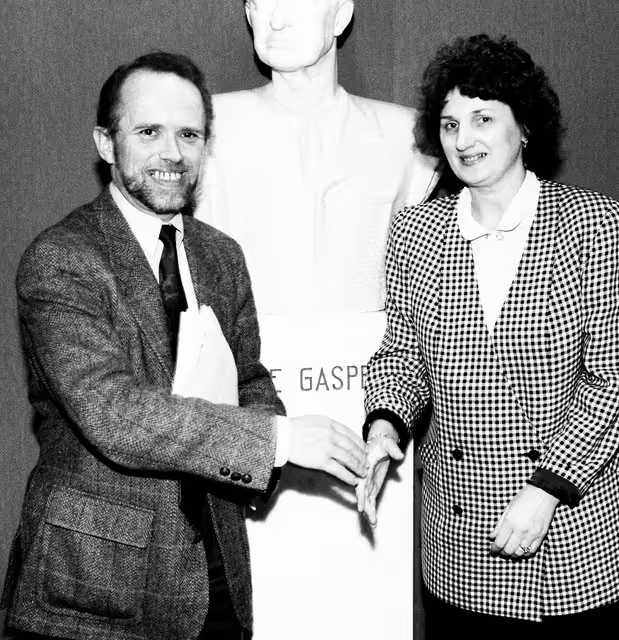 Nuotrauka 8: Alla YAROSHINSKAYA with Paul LANNOYE at the European Parliament.