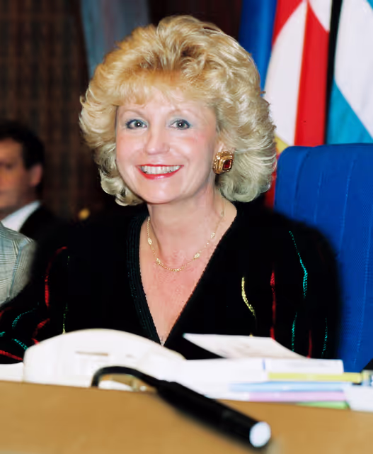 Fotografia 3: EP Vice-President Nicole PERY