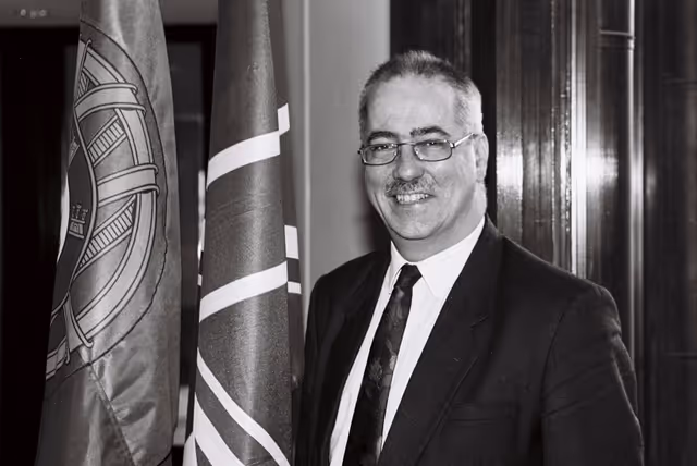 Suriet 15: Portrait of MEP Lyndon HARRISON in Strasbourg