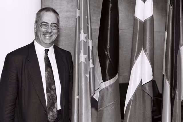 Suriet 10: Portrait of MEP Lyndon HARRISON in Strasbourg