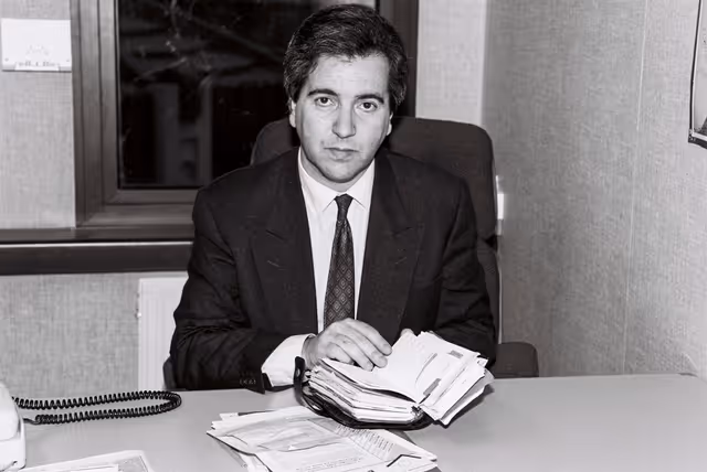 Photo 3: MEP Jose Manuel TORRES COUTO in his office in Strasbourg