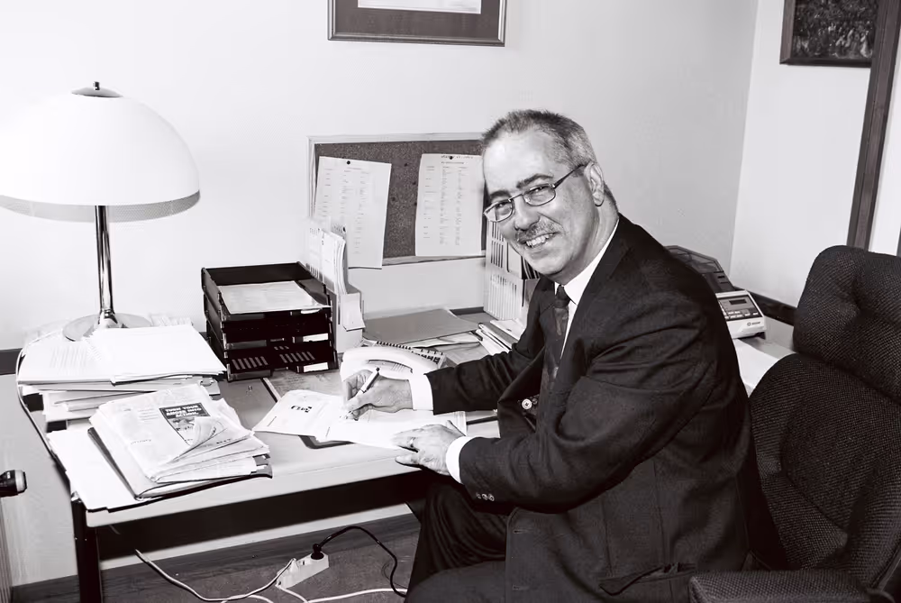 Portrait of MEP Lyndon HARRISON in Strasbourg