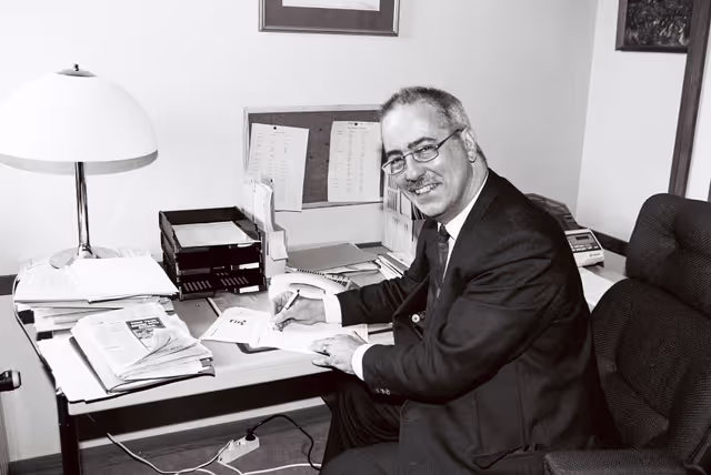 Suriet 6: Portrait of MEP Lyndon HARRISON in Strasbourg