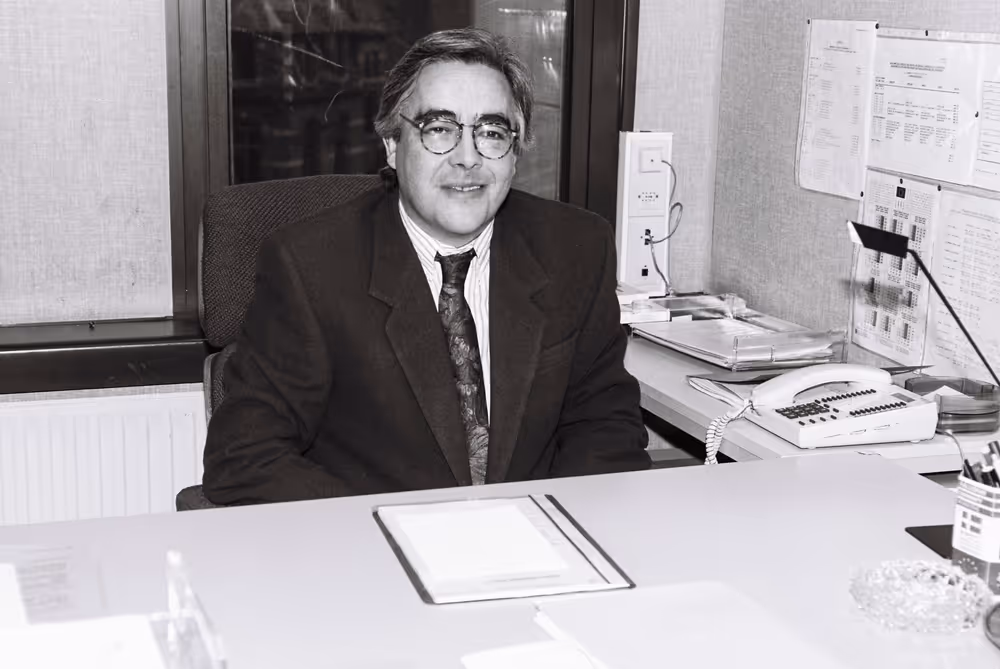 MEP Luis MARINHO in his office in Strasbourg
