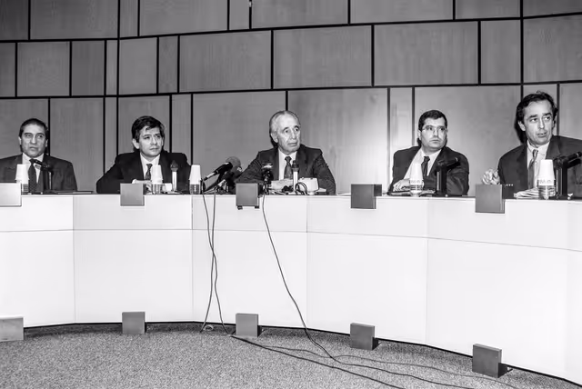 Fotografi 11: AFET Committee meeting with the Minister of Foreign Affairs of Israel.